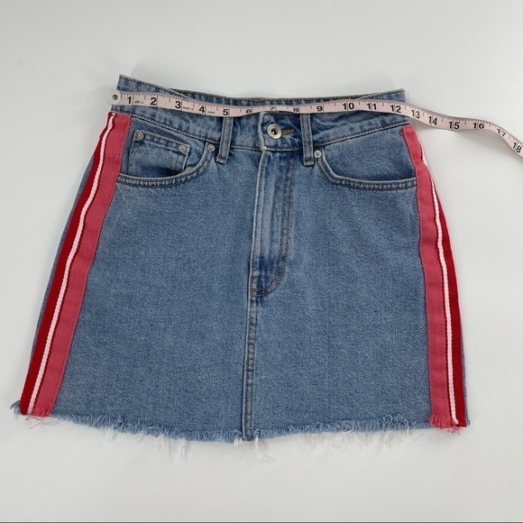 Zara Light Wash Denim Jean Mini Skirt Red Stripe - Picture 8 of 11
